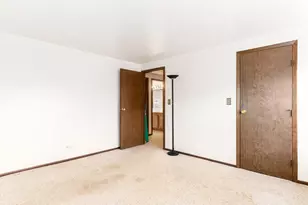 703 Shaw Ct, Schaumburg, IL 60194 - Photo 14