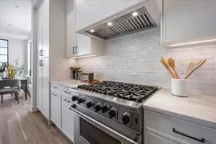 2129 N Damen Ave, Chicago, IL 60647 - Photo 6