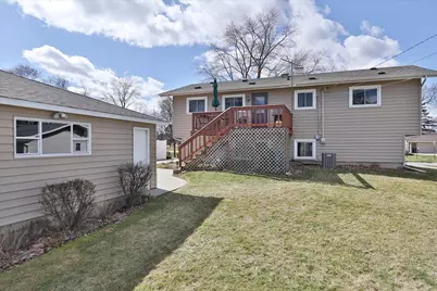 1335 Gentry Road, Hoffman Estates, IL 60169 - Photo 28