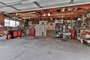 1335 Gentry Rd, Hoffman Estates, IL 60169 - Photo 28