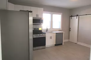 11640 S Lowe Ave, Chicago, IL 60628 - Photo 24