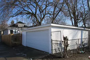 11640 S Lowe Ave, Chicago, IL 60628 - Photo 30