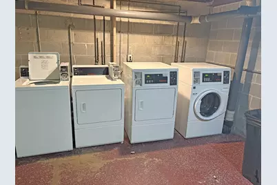 2671 Sheridan Road, Zion, IL 60099 - Photo 10