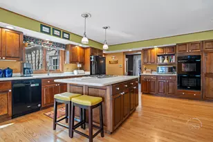 32W225 Pratt Rd, Wayne, IL 60184 - Photo 12