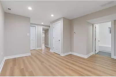 7836 S Constance Avenue, Chicago, IL 60649 - Photo 26