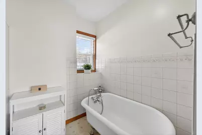 714 Ellwood Avenue, Dekalb, IL 60115 - Photo 30