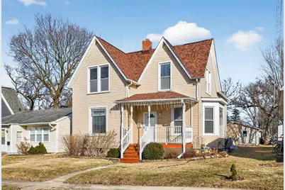 714 Ellwood Avenue, Dekalb, IL 60115 - Photo 2