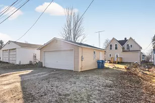 714 Ellwood Ave, Dekalb, IL 60115 - Photo 34