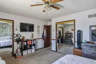 313 5th St, Colona, IL 61241 - Photo 40