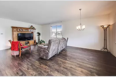 2358 Cannon Drive, Pingree Grove, IL 60140 - Photo 6