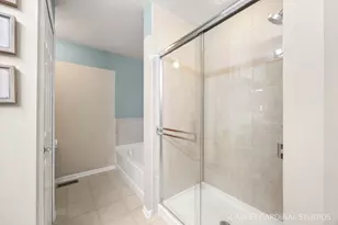 335 Sutton St, Yorkville, IL 60560 - Photo 18