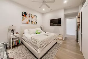 1534 W Fullerton Ave, Chicago, IL 60614 - Photo 12