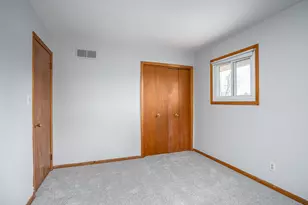 4905 50th St, Moline, IL 61265 - Photo 14