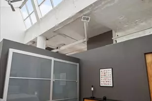 1800 W Roscoe St, Chicago, IL 60657 - Photo 12