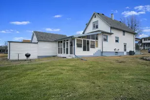 1903 W 1st St, Dixon, IL 61021 - Photo 40