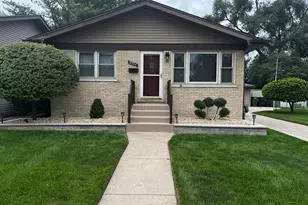 6524 Ridge Dr, Chicago Ridge, IL 60415 - Photo 1
