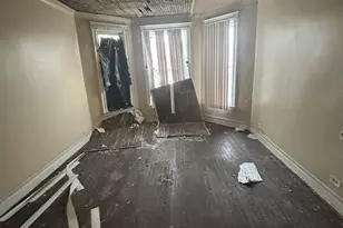 607 W 119th St, Chicago, IL 60628 - Photo 2