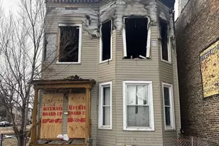 607 W 119th St, Chicago, IL 60628 - Photo 1