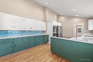 4509 Dean St, Woodstock, IL 60098 - Photo 8