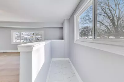 18020 Anthony Avenue, Country Club Hills, IL 60478 - Photo 8