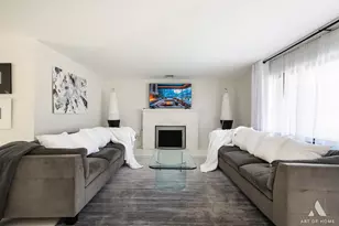 131 Detroit St, Calumet City, IL 60409 - Photo 6