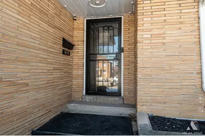 131 Detroit Street, Calumet City, IL 60409 - Photo 2