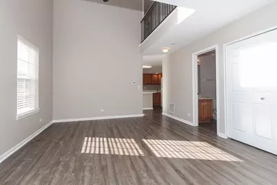 2465 Frost Drive, Aurora, IL 60503 - Photo 8