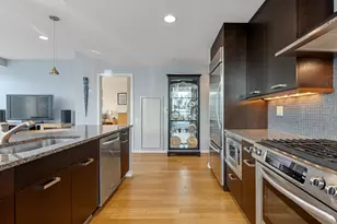 [Address not provided], Chicago, IL 60611 - Photo 6