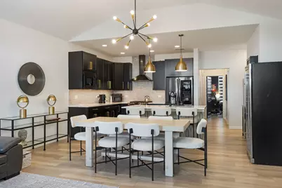 312 Woodmoor Drive, Lombard, IL 60148 - Photo 18