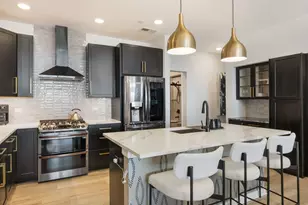 312 Woodmoor Dr, Lombard, IL 60148 - Photo 10