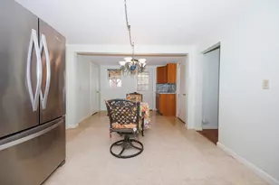 220 N Locust St, Wapella, IL 61777 - Photo 10