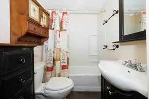 220 N Locust St, Wapella, IL 61777 - Photo 12