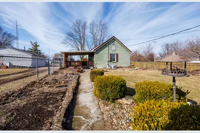 220 N Locust Street, Wapella, IL 61777 - Photo 26