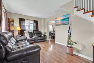 117 W Blair St, West Chicago, IL 60185 - Photo 4