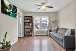 117 W Blair St, West Chicago, IL 60185 - Photo 6