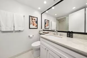 175 E Delaware Pl, Chicago, IL 60611 - Photo 20