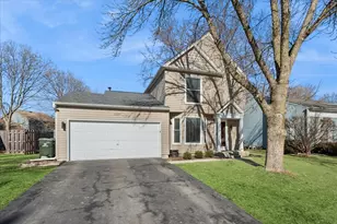1137 Crimson Ct, Naperville, IL 60564 - Photo 2