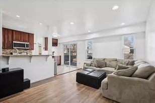 1137 Crimson Ct, Naperville, IL 60564 - Photo 8