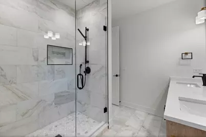 1304 W Winona Street #2, Chicago, IL 60640 - Photo 28