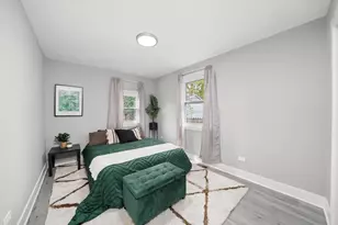 819 E 98th Pl, Chicago, IL 60628 - Photo 30