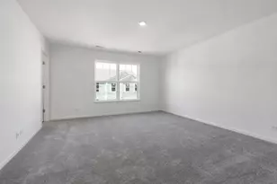 530 Wolverine Dr, Aurora, IL 60502 - Photo 12