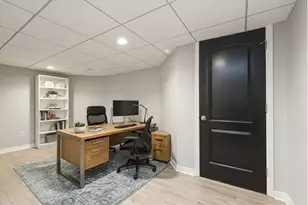 8237 Pecan Pl, Frankfort, IL 60423 - Photo 30