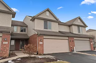 8237 Pecan Pl, Frankfort, IL 60423 - Photo 2