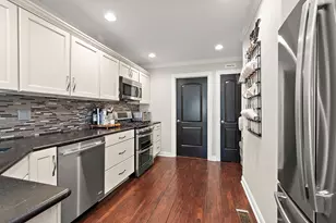 8237 Pecan Pl, Frankfort, IL 60423 - Photo 12