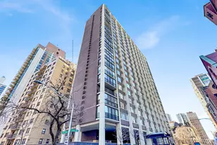 1 E Schiller St, Chicago, IL 60610 - Photo 1