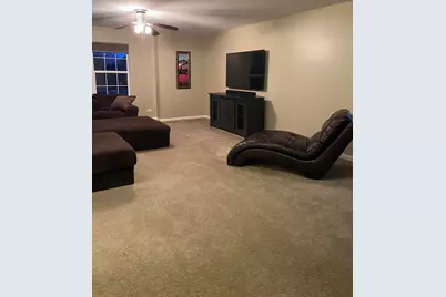 3032 Long Common Parkway, Elgin, IL 60124 - Photo 8