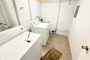 1306 Forestdale Ct, Schaumburg, IL 60193 - Photo 10