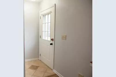 608 N Lake Shore Drive, Palatine, IL 60067 - Photo 2