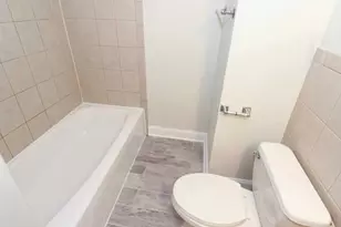 677 S River Rd, Des Plaines, IL 60016 - Photo 12