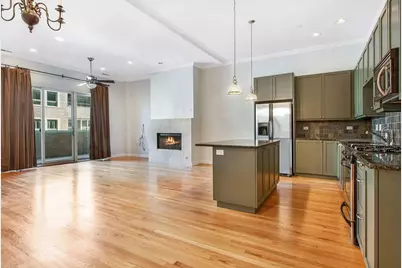 1555 N Wood Street #202, Chicago, IL 60622 - Photo 2